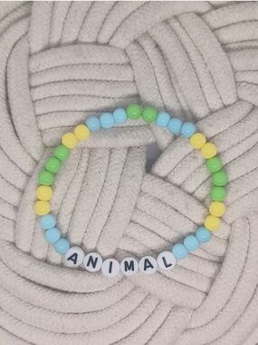 Katseye WildWorld Tour- Animal Bracelet